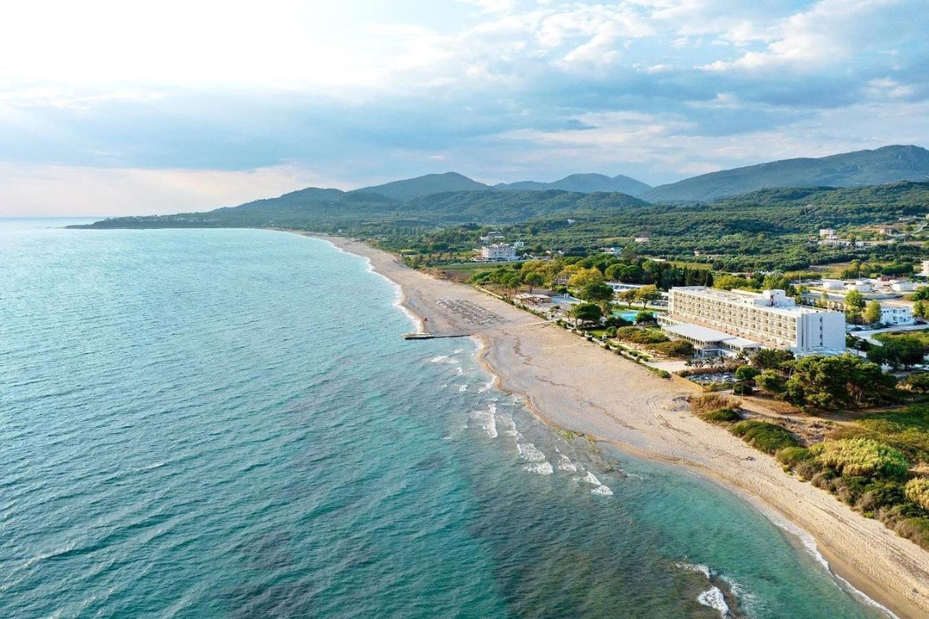 Ninos Grand Beach Resort Kastrosikia Extérieur photo